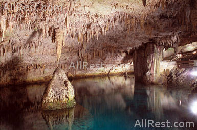 Grotto Bay Beach Resort 25